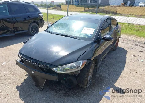 2018 Hyundai Elantra Value Edition z USA, uszkodzony, nr VIN KMHD84LF1JU475602